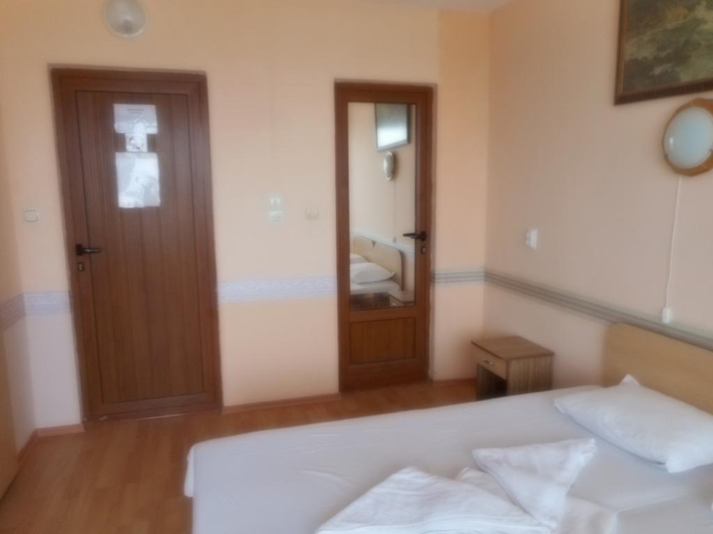 Guest Rooms Ribarska Hizha شابلا الغرفة الصورة